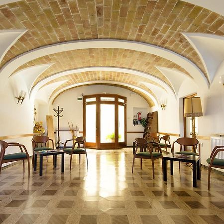 Hostal Fabrellas كالذيس ذي مالافييّا المظهر الخارجي الصورة