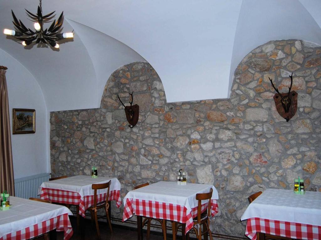 Hostal Fabrellas كالذيس ذي مالافييّا المظهر الخارجي الصورة